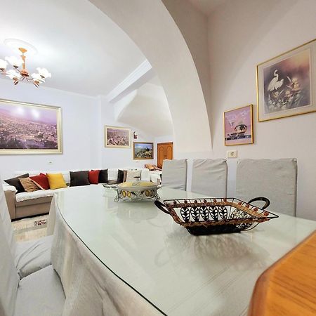 Marbi Guest House Gjirokastër Buitenkant foto