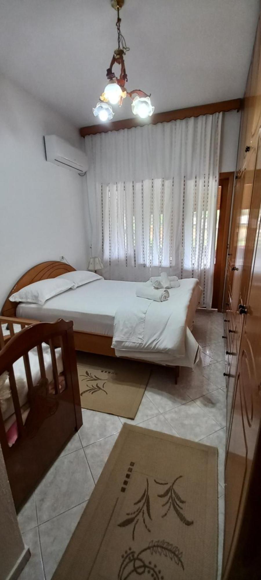 Marbi Guest House Gjirokastër Buitenkant foto